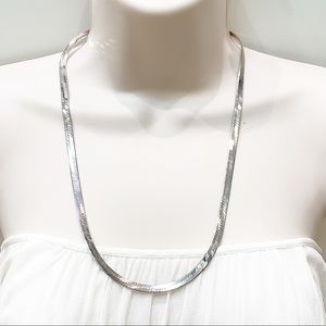 Vintage sterling silver herringbone clasp necklace